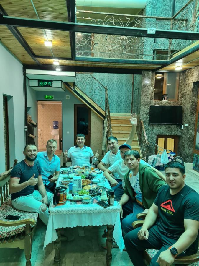 Alikhan Buchara Exteriör bild
